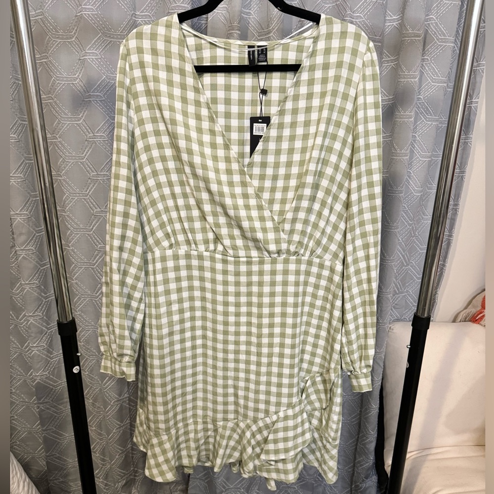 Vero Moda Green and White Check Sundress Size XL